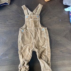 Old Navy 12-18 month overalls